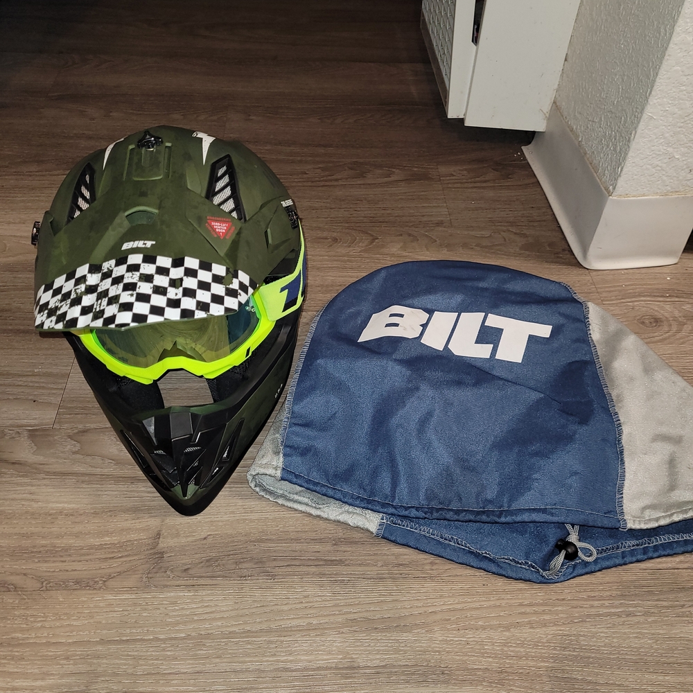 Bilt Green Checkered Motocross Off Roading Brand New Helmet With Goggles